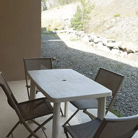 Confortable Avec Terrasse, Piscine Et Sauna à - 4 Pers, 27 M² - Fr-1-165b-51 Appartamento